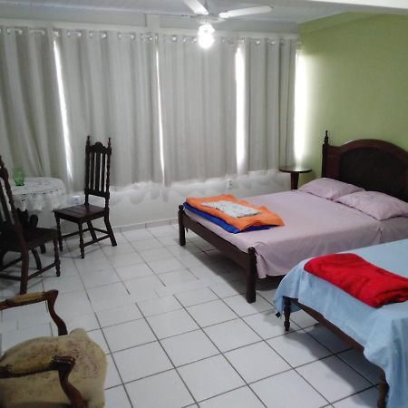 Quartos Em Casa Proxima A Praia Вила-Велья Экстерьер фото